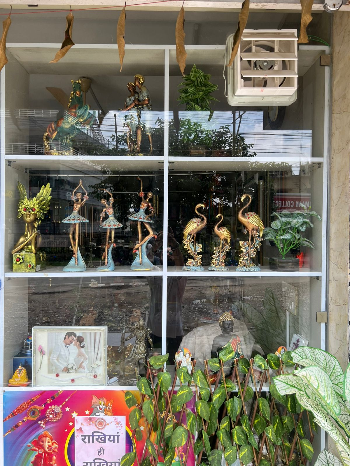 Tic Toe Gift Mart Gallery Image 17